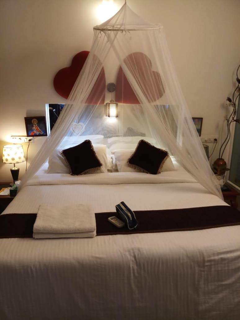 Heavenly Homestay Kochi Exteriör bild
